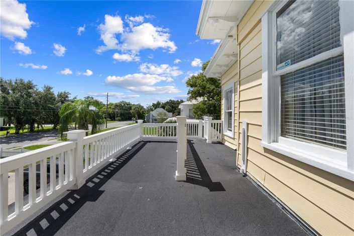 Image No.77-4 Bed Property for sale