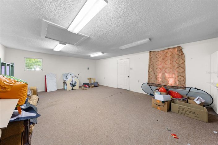 Image No.89-4 Bed Property for sale