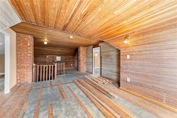 Image No.97-4 Bed Property for sale