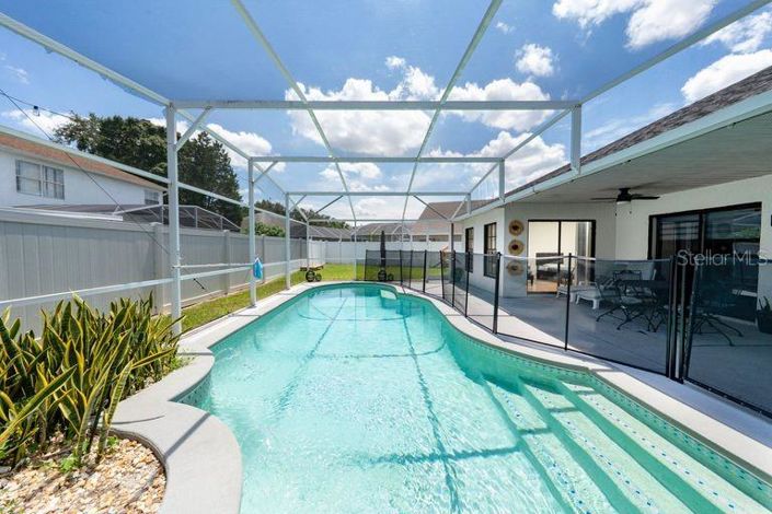 Image No.29-3 Bed Property for sale