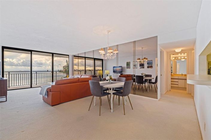 Image No.10-Propriété de 2 chambres à vendre à St. Petersburg