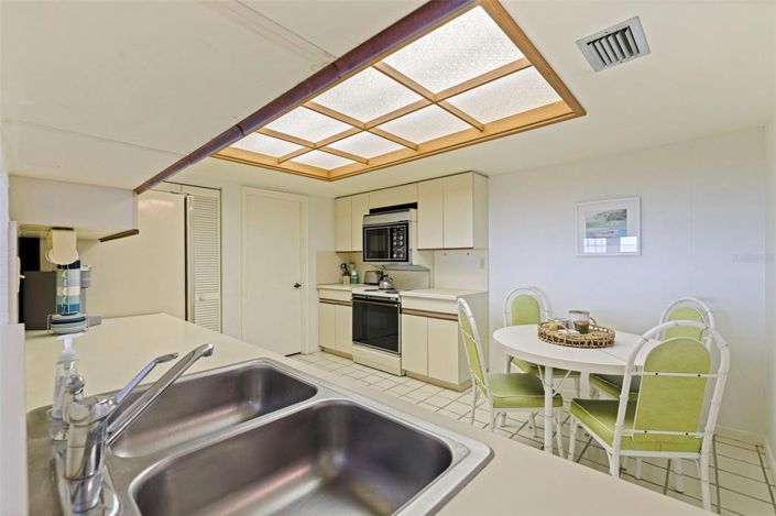 Image No.13-Propriété de 2 chambres à vendre à St. Petersburg