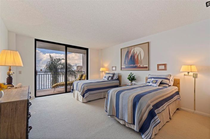 Image No.24-Propriété de 2 chambres à vendre à St. Petersburg