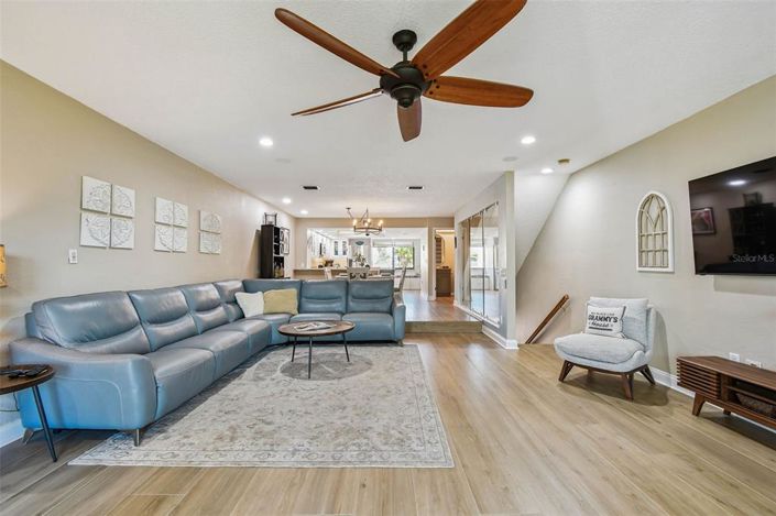 Image No.13-Propriété de 2 chambres à vendre à Treasure Island