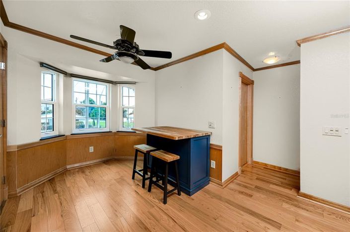 Image No.11-2 Bed Townhouse for sale