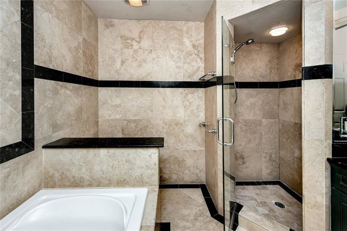 Image No.17-2 Bed Townhouse for sale