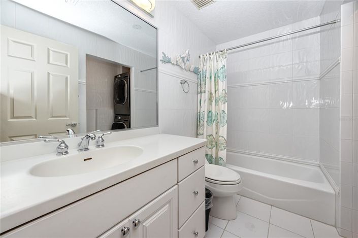 Image No.23-2 Bed Townhouse for sale