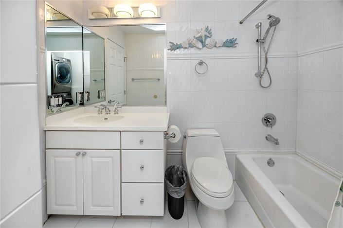 Image No.25-2 Bed Townhouse for sale