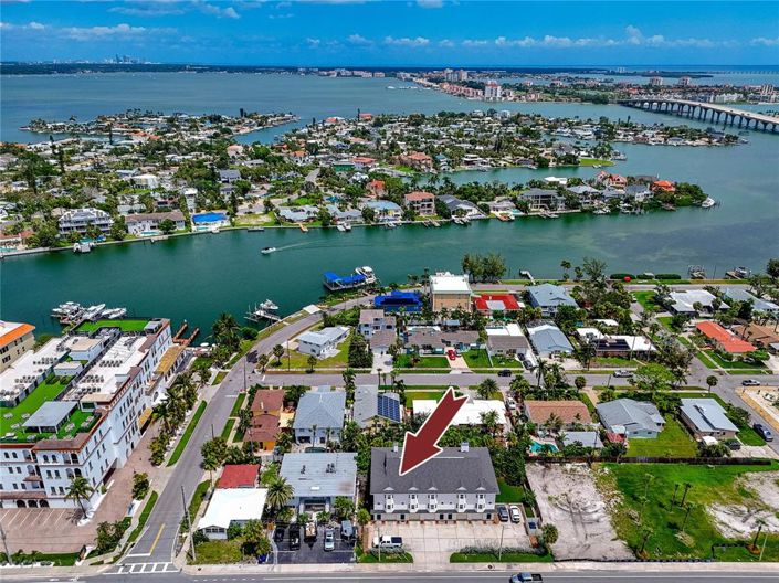 Image No.38-2 Bed Townhouse for sale