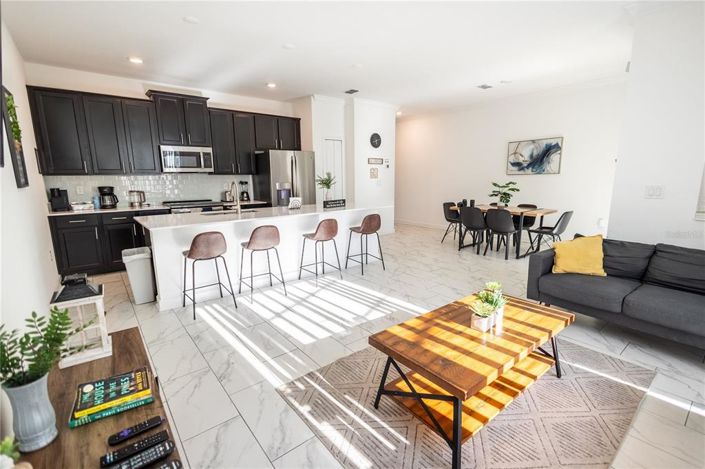 Image No.4-4 Bed Townhouse for sale