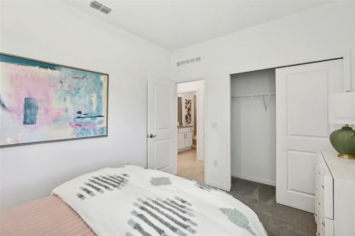 Image No.18-3 Bed Property for sale