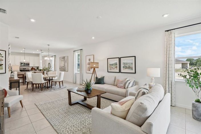 Image No.3-3 Bed Property for sale