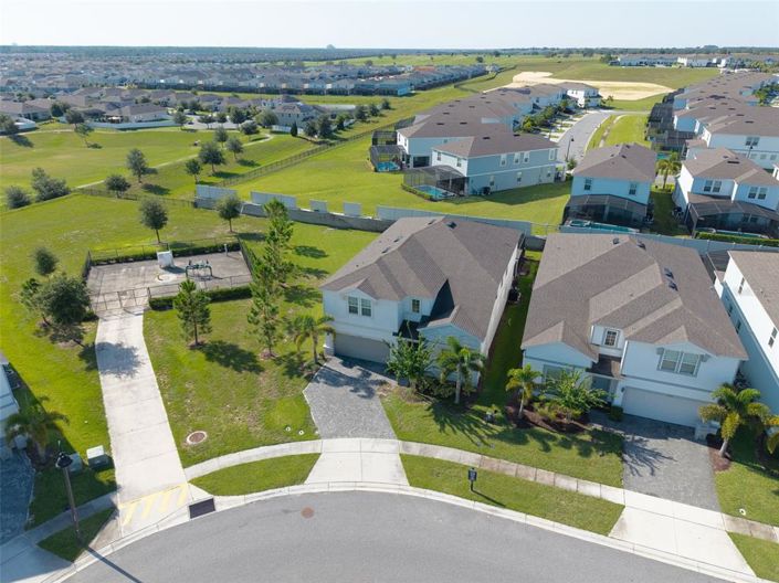 Image No.52-8 Bed Property for sale