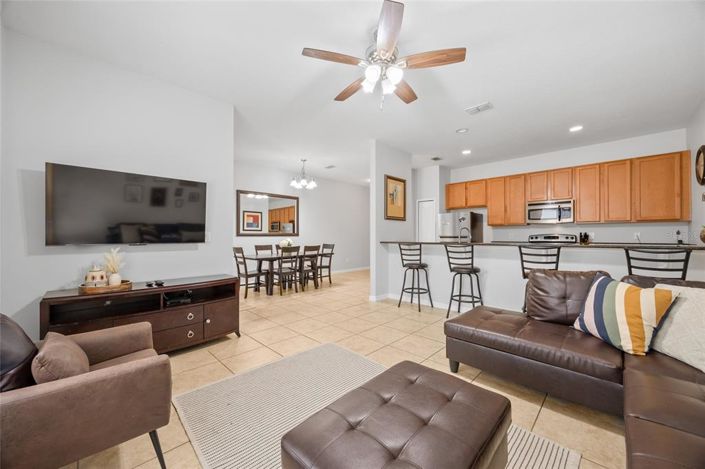 Image No.13-4 Bed Townhouse for sale