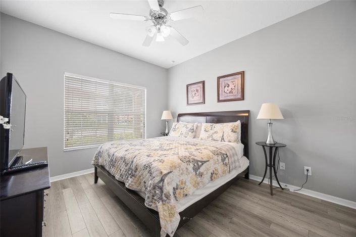 Image No.21-4 Bed Townhouse for sale