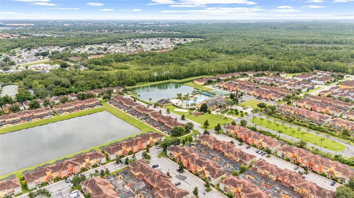 Image No.67-4 Bed Townhouse for sale