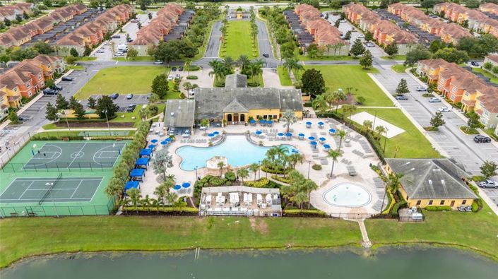 Image No.78-4 Bed Townhouse for sale