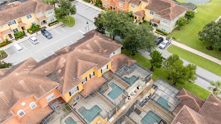 Image No.80-4 Bed Townhouse for sale