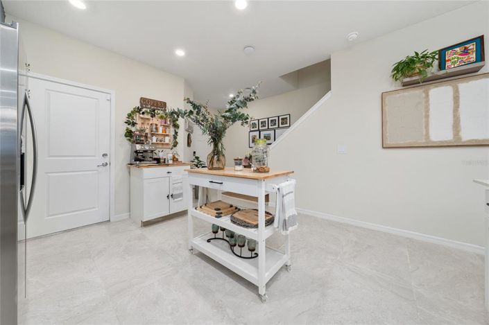 Image No.10-3 Bed Property for sale