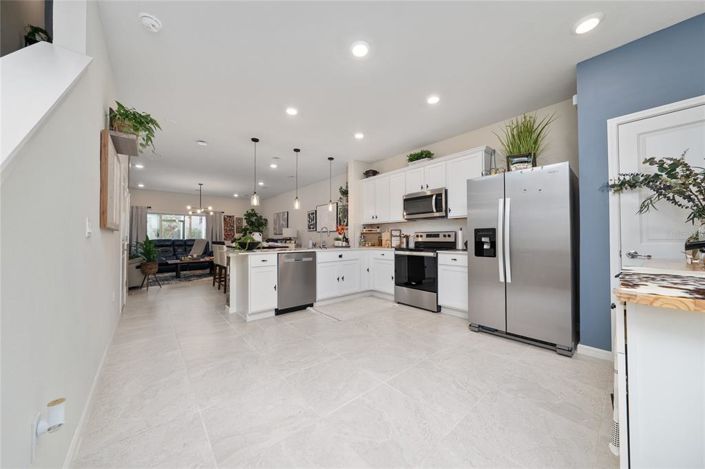 Image No.7-3 Bed Property for sale