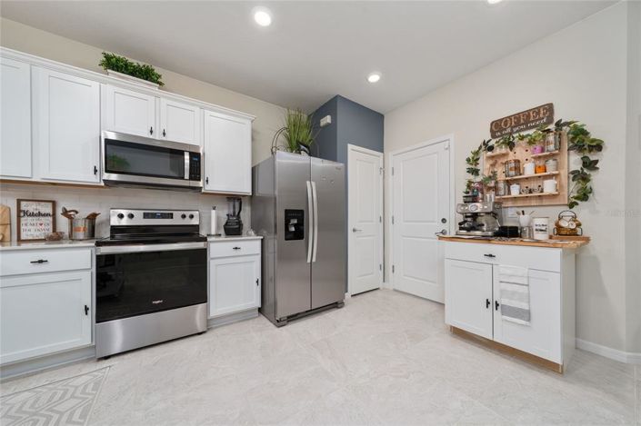 Image No.9-3 Bed Property for sale