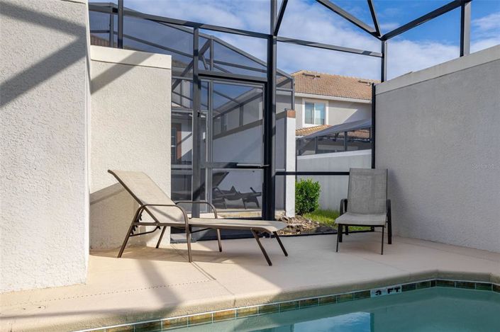 Image No.42-5 Bed Townhouse for sale