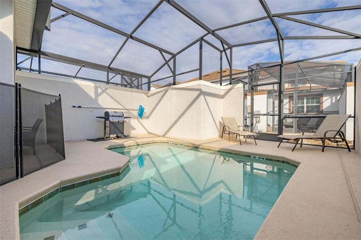 Image No.48-5 Bed Townhouse for sale