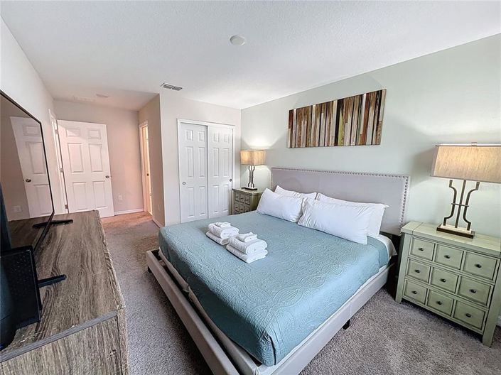 Image No.24-5 Bed Townhouse for sale