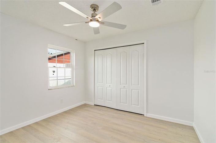 Image No.28-4 Bed Property for sale