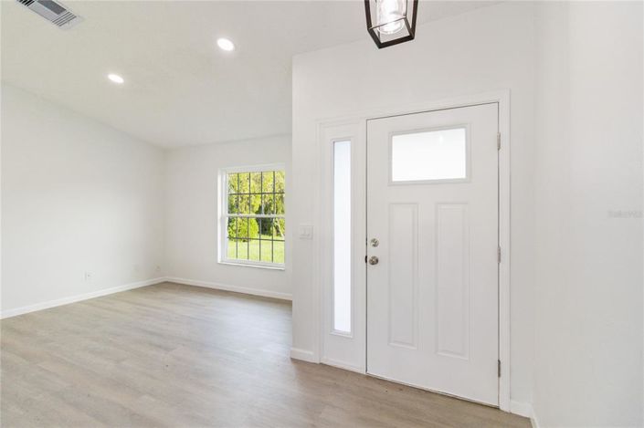 Image No.6-4 Bed Property for sale