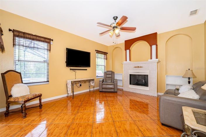 Image No.10-Propriété de 4 chambres à vendre à Kissimmee