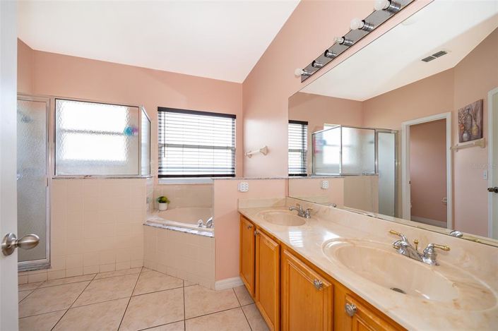 Image No.15-Propriété de 4 chambres à vendre à Kissimmee