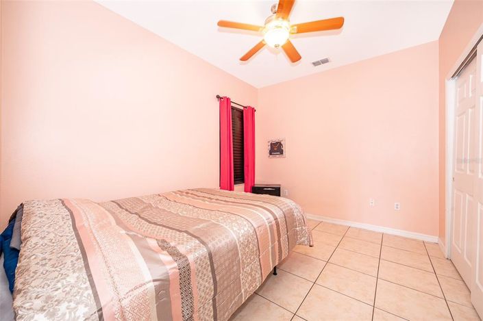 Image No.17-4 Bed Property for sale