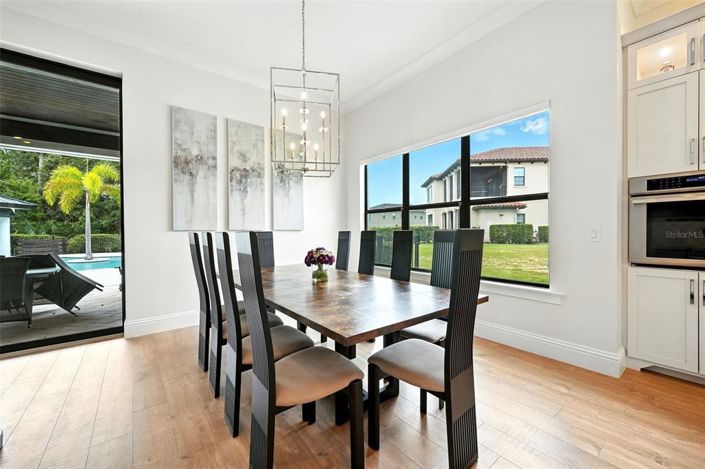 Image No.13-7 Bed Property for sale