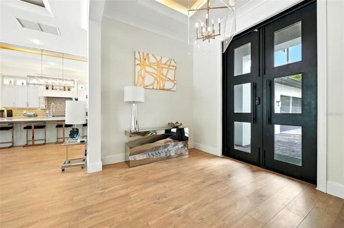 Image No.23-7 Bed Property for sale