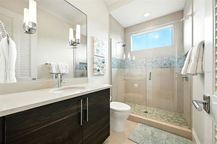 Image No.61-7 Bed Property for sale