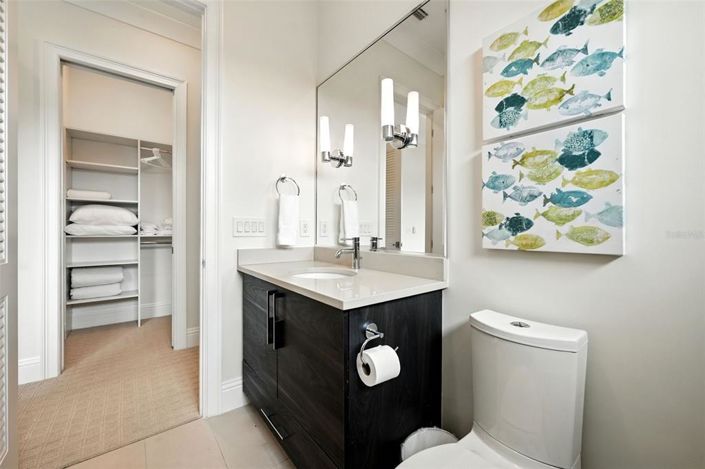 Image No.62-7 Bed Property for sale