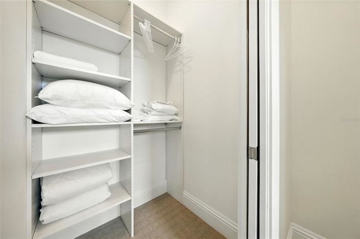 Image No.63-7 Bed Property for sale