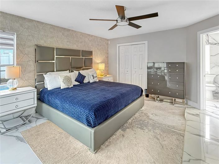 Image No.10-4 Bed Property for sale