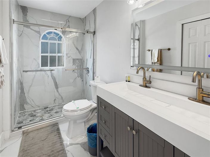 Image No.19-4 Bed Property for sale