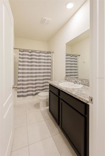 Image No.11-3 Bed Townhouse for sale