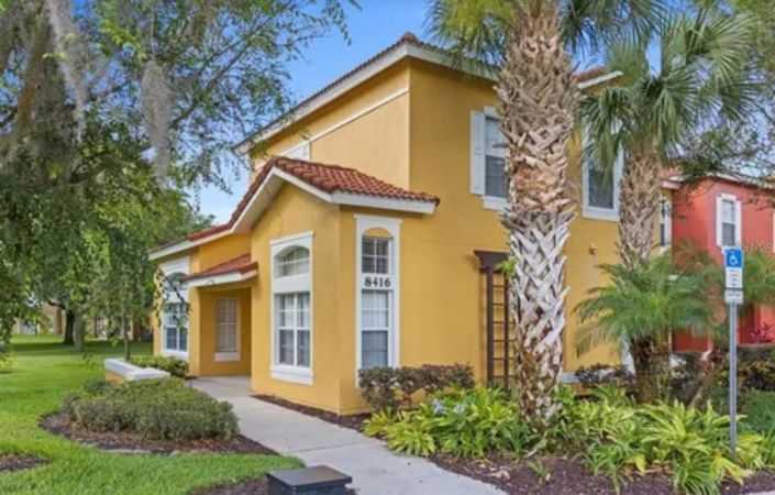 Image No.1-4 Bed Townhouse for sale