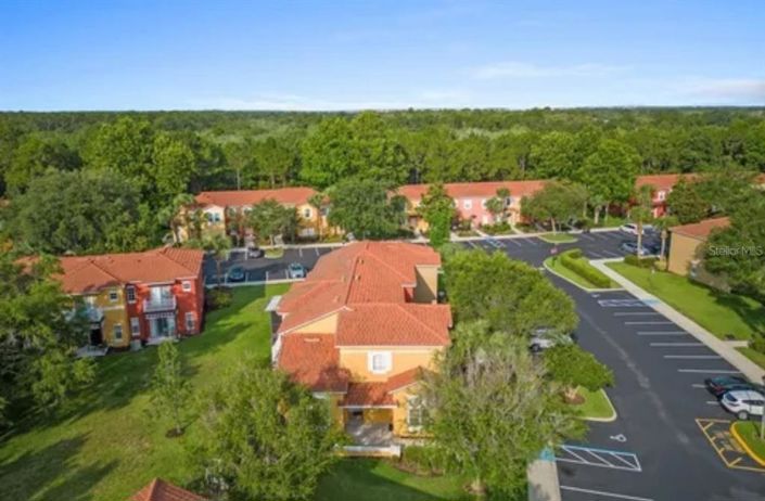 Image No.32-4 Bed Townhouse for sale