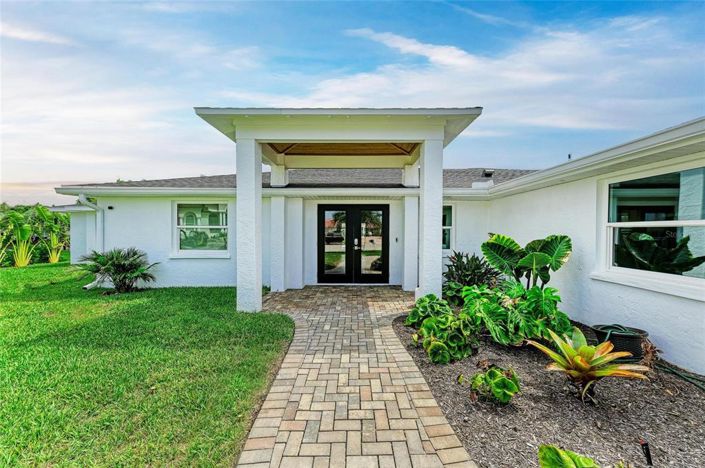 Image No.2-4 Bed Property for sale