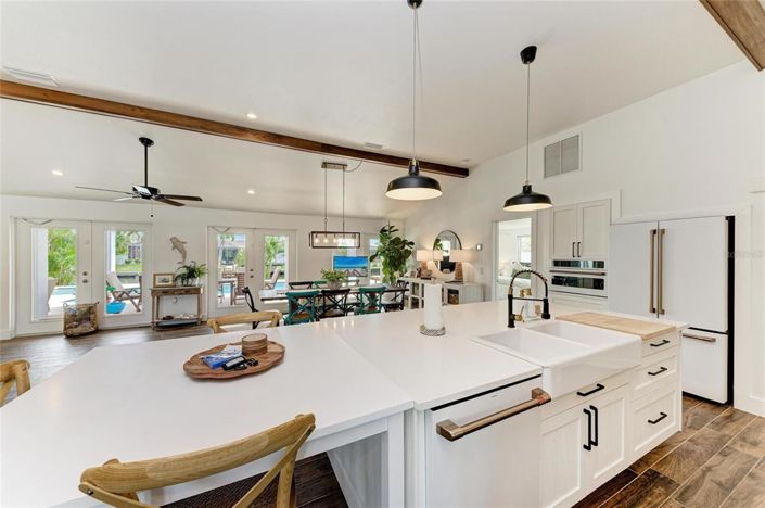 Image No.35-4 Bed Property for sale