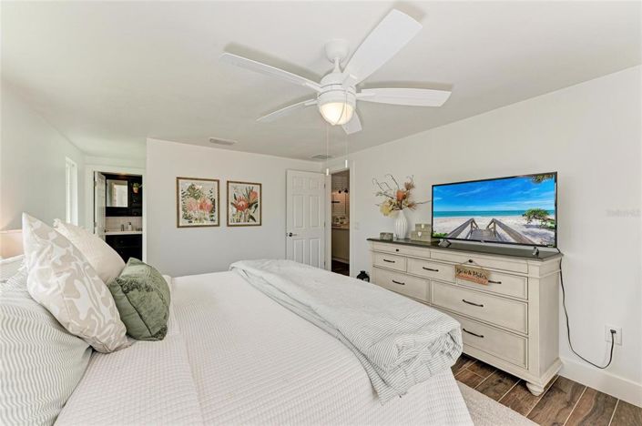 Image No.46-4 Bed Property for sale