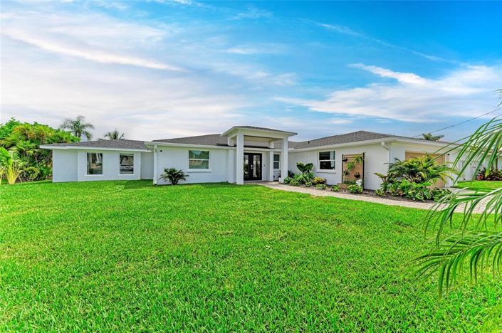 Image No.5-4 Bed Property for sale