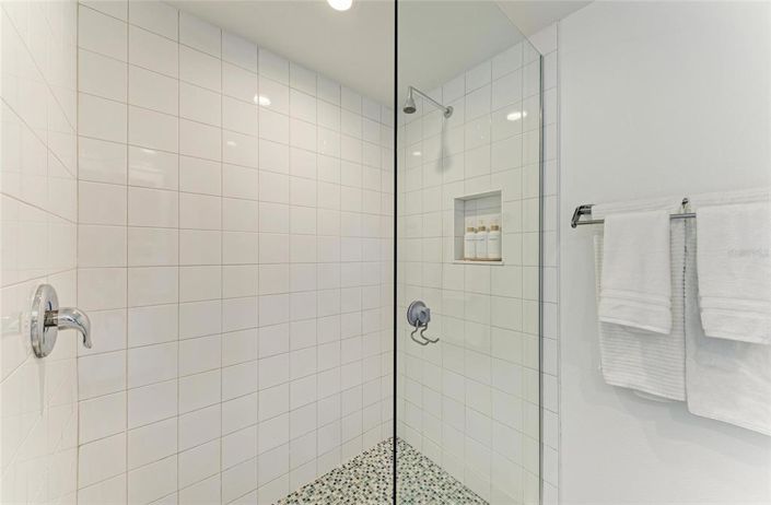 Image No.52-4 Bed Property for sale