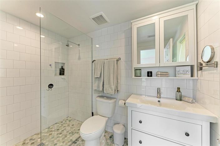 Image No.58-4 Bed Property for sale