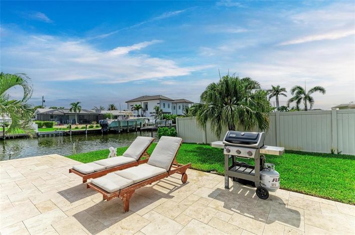 Image No.61-4 Bed Property for sale